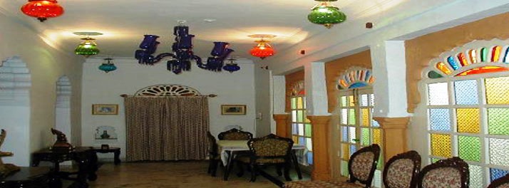 1745/Palkiya Haveli - Kota 02.jpg